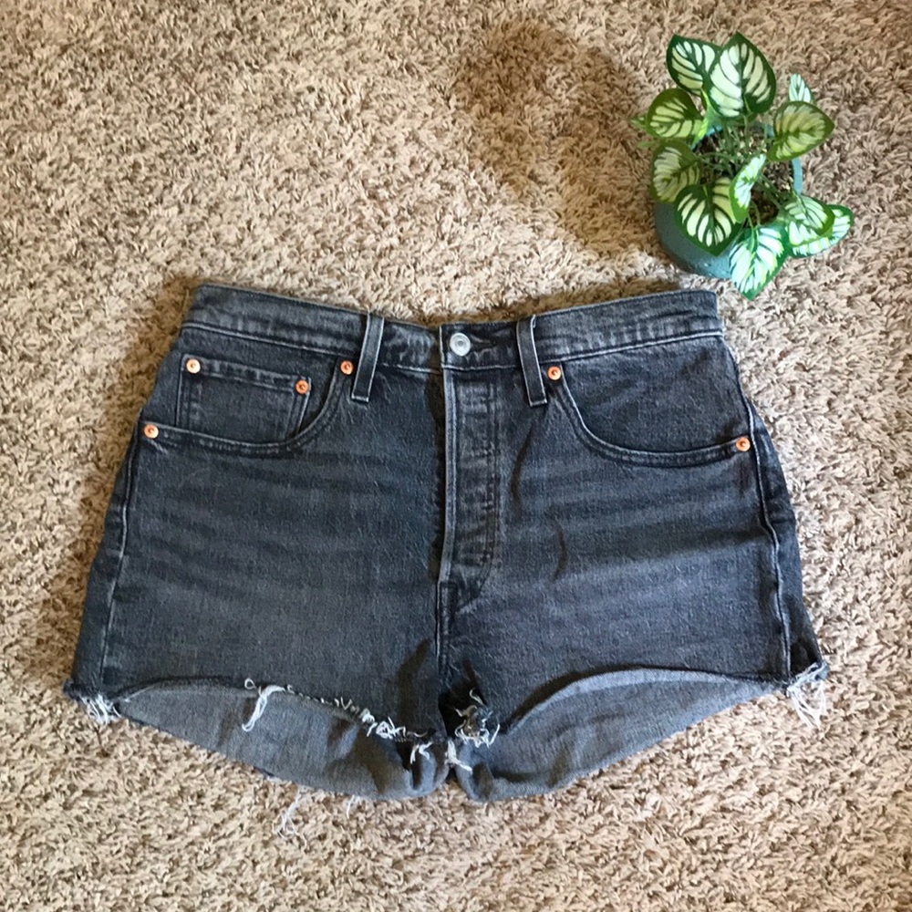 Levi’s 501 jean shorts